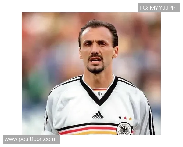 全球足球巨星传奇风采解析：顶级球员背后的故事与成就